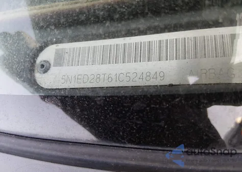 2001 Nissan Xterra Xe-V6 z USA, uszkodzony, nr VIN 5N1ED28T61C524849